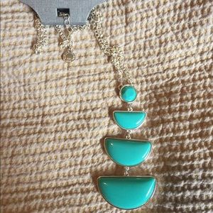 Liz Claiborne turquoise statement necklace NWT